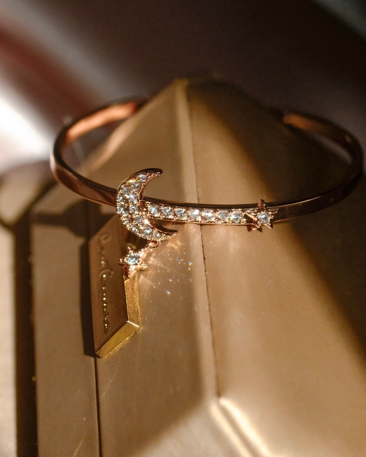 Souls Romantic Bangle with Swarovski Crystals (18K Rose Gold Plating, Brass)