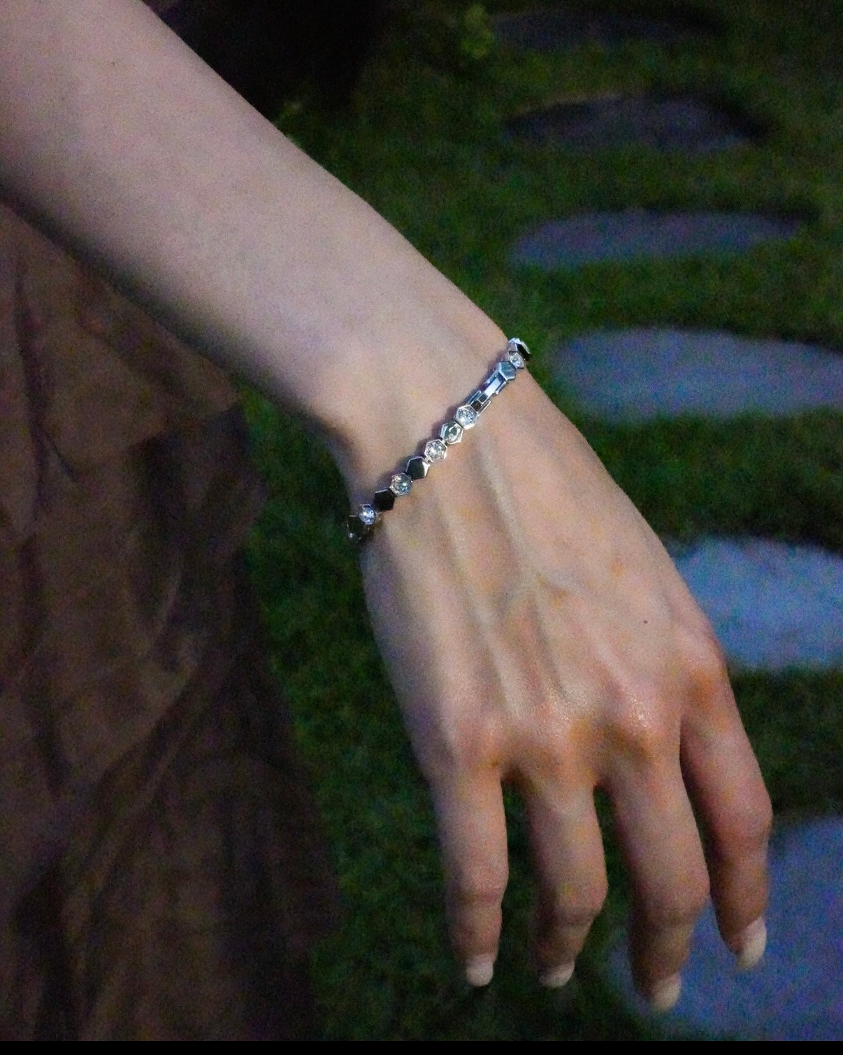 Honey Comb Hexagon Beauty Silvery 18kGold Bracelet (fit 14-16cm)