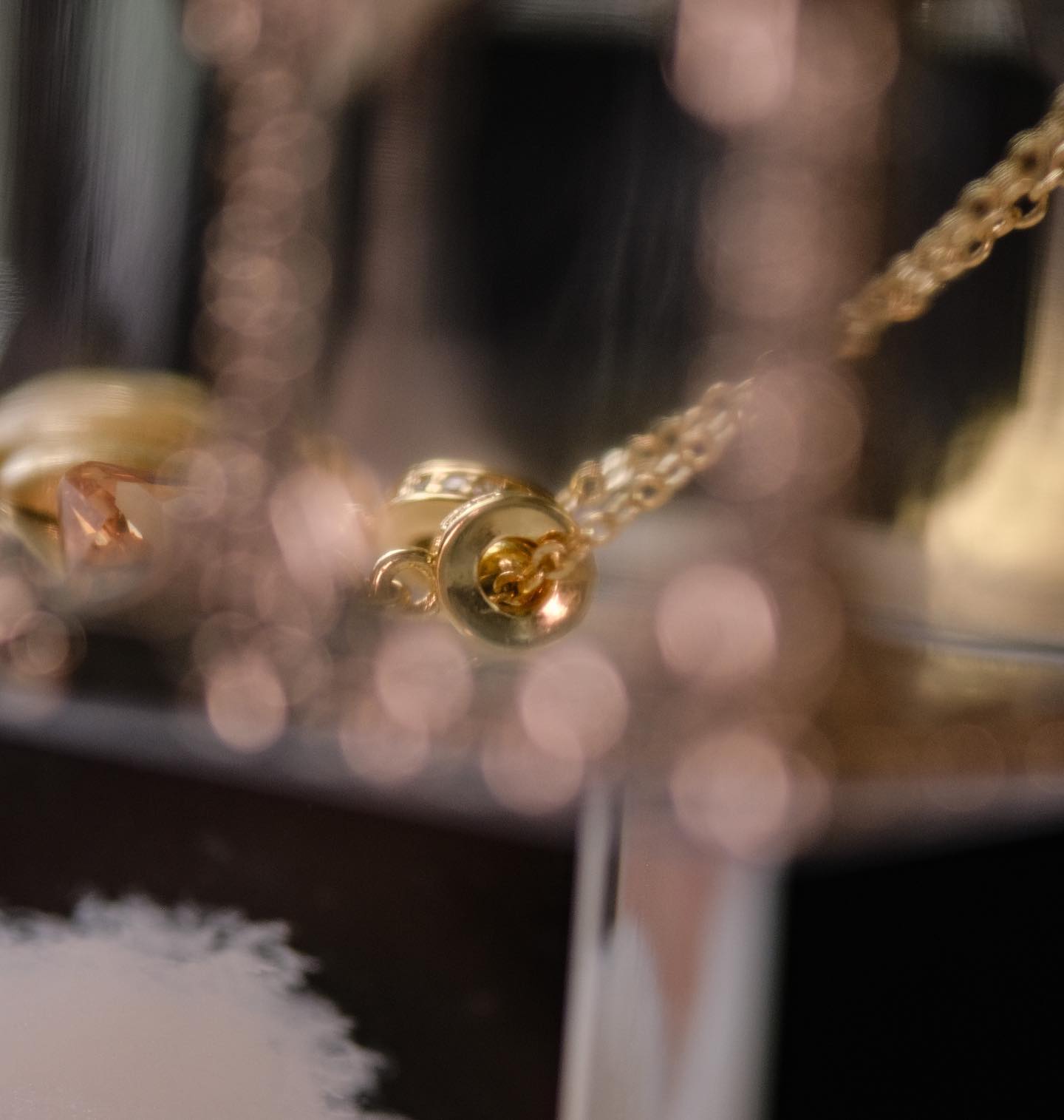 Amorè Shell Locker - Mermaid Necklace with engraving (within 12 letters) Chain choker included