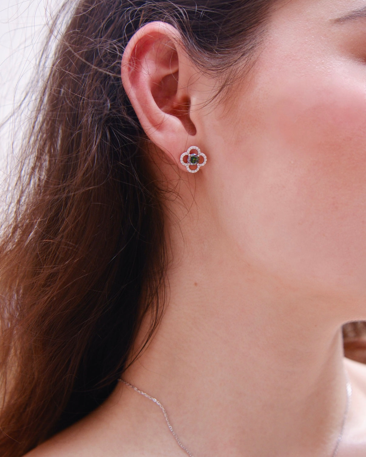 Versailles | Noble Four-Leaf Clover Necklace in Black Diamond – Timeless & elegant French Style