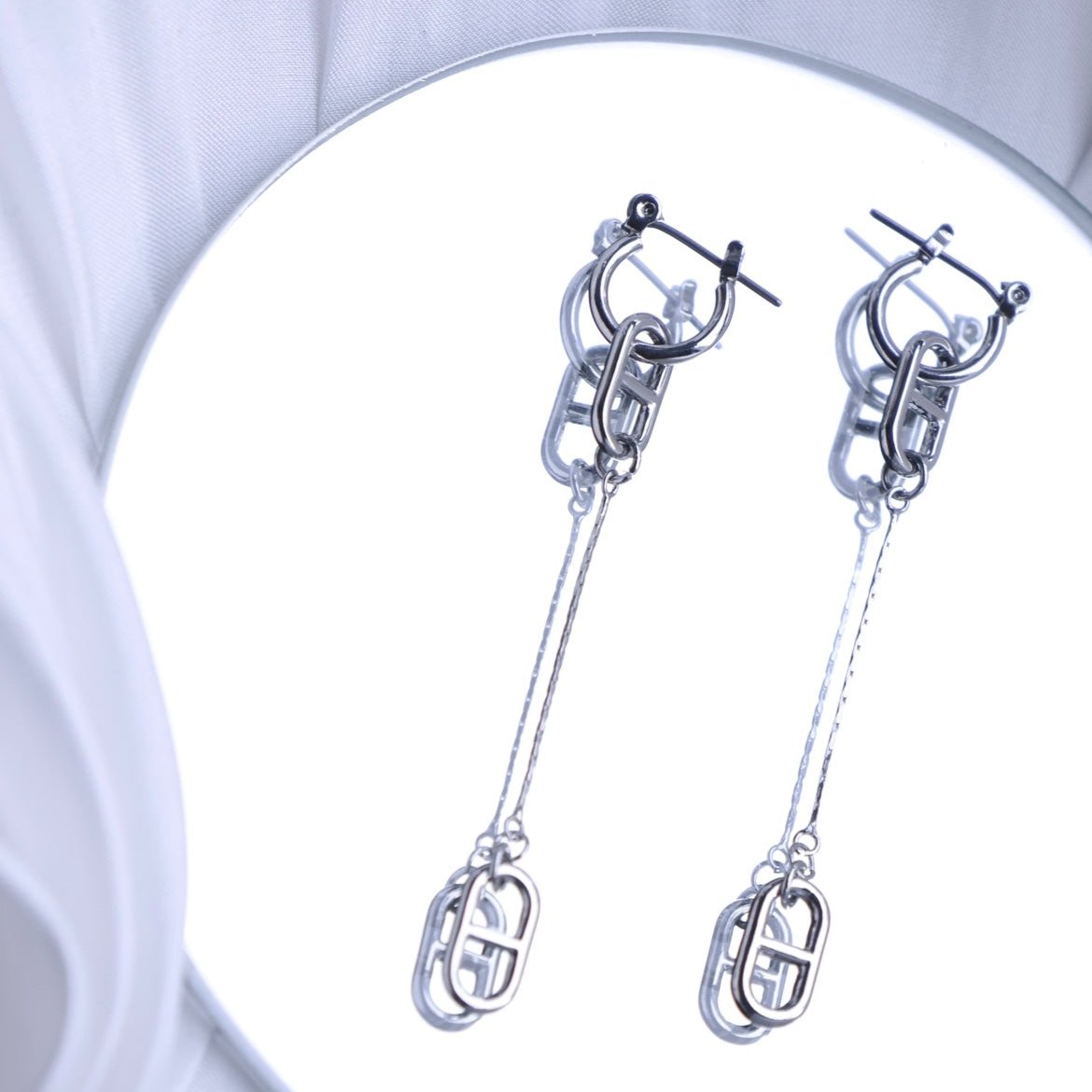 Journey | linkage dangling earrings [Last One]