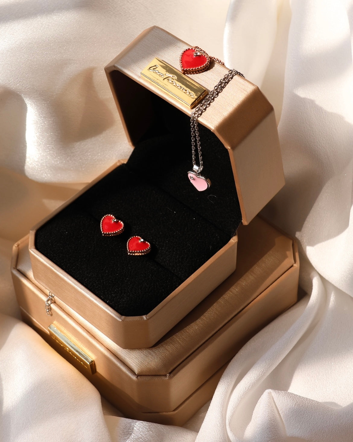 Red Cuff | Limited Edition