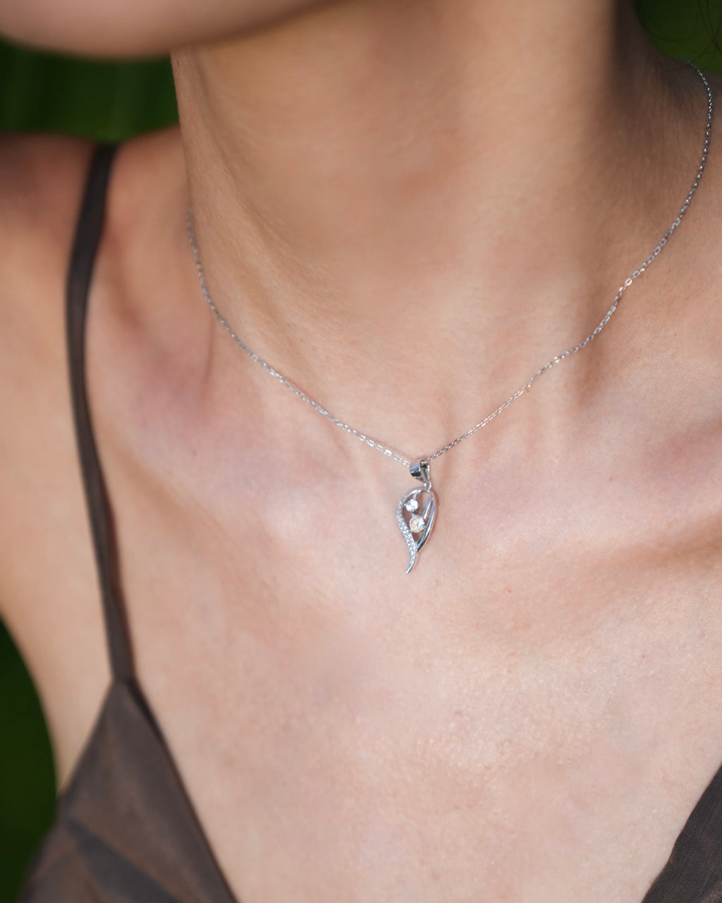 Heart of the Secret Garden | limited edition: rainbow diamond necklace silver 18k gold