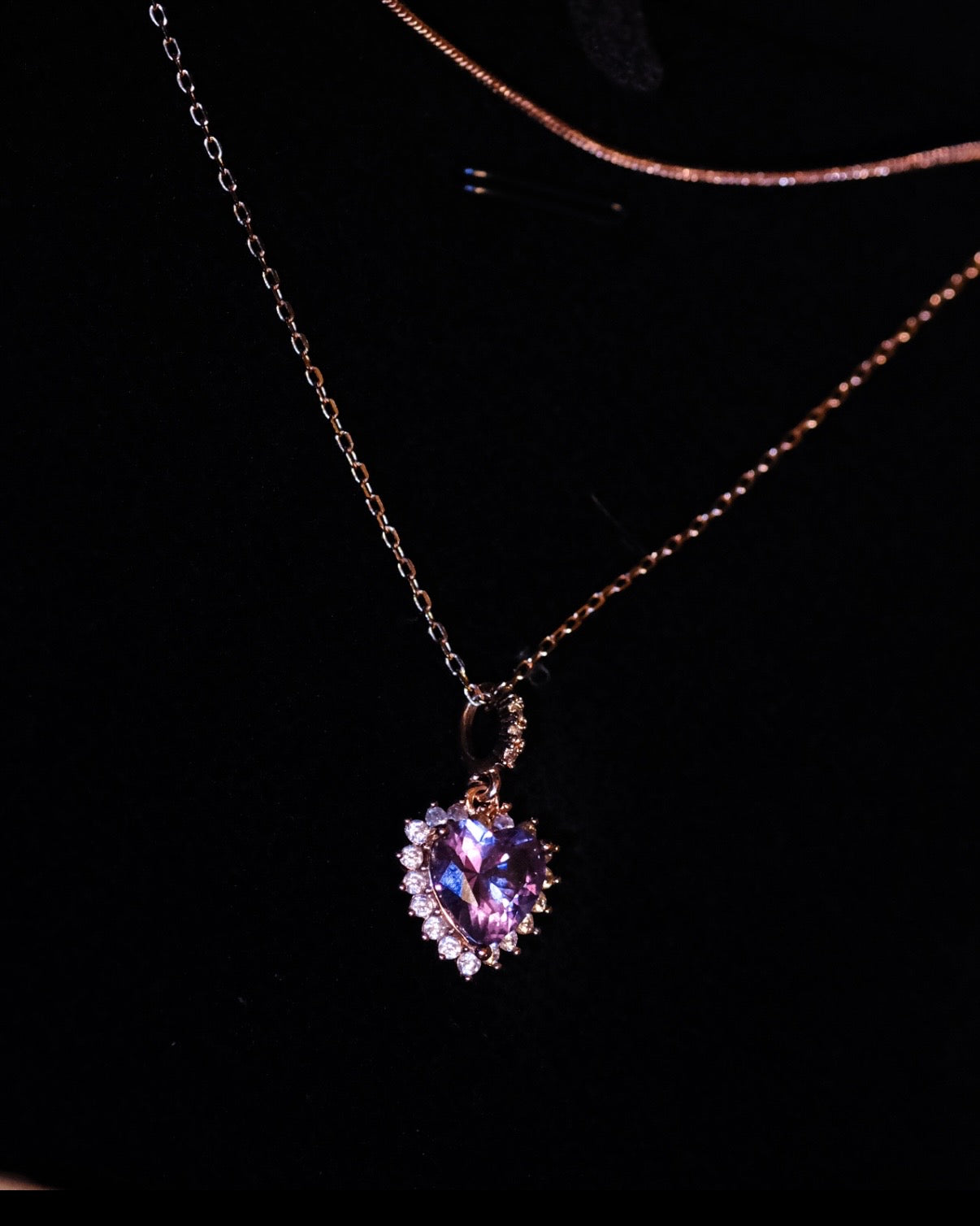 Halo of Love | double-layer Rosegold heart shape necklace