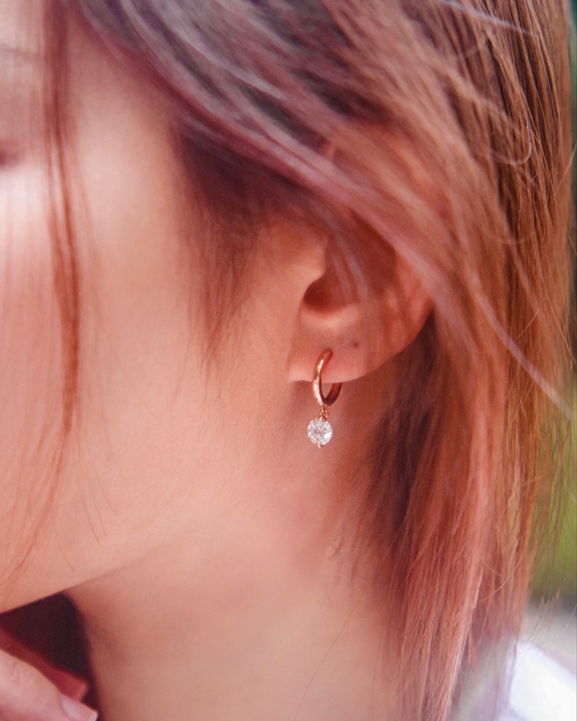 Live In Time | Elegant, innovative & simple design