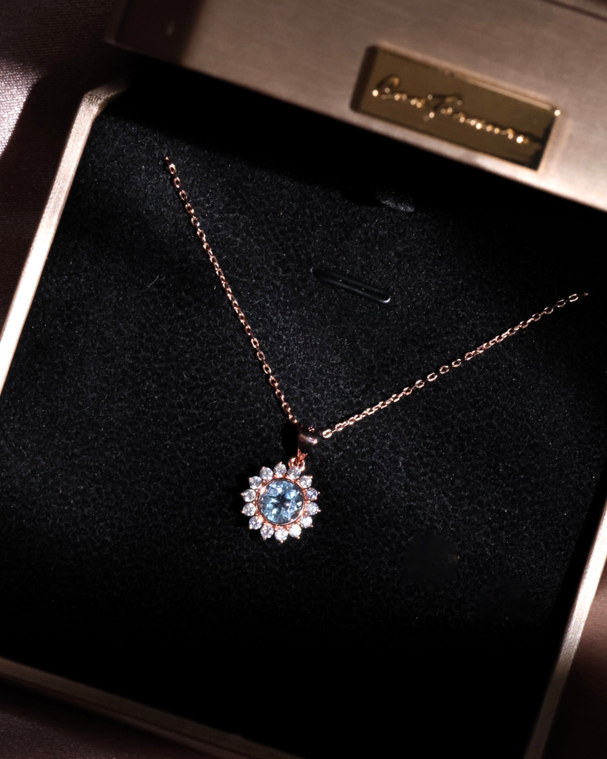 Blue Horizon Sun Necklace – Healing Blue Topaz & Made-in-Austria Crystals | Elegant Silver & Rose Gold Jewelry