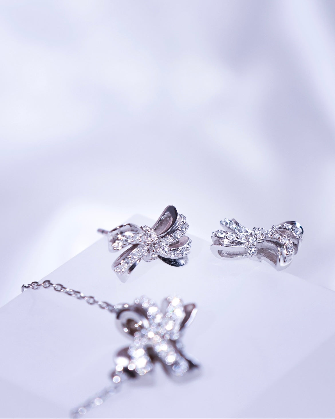 Luxe Ties [BLACK FRIDAY SALES SPECIAL] | Elegant designer ribbon sets plated with 18k goldLuxe Ties [BLACK FRIDAY SALES SPECIAL] | Elegant designer ribbon sets plated with 18k gold