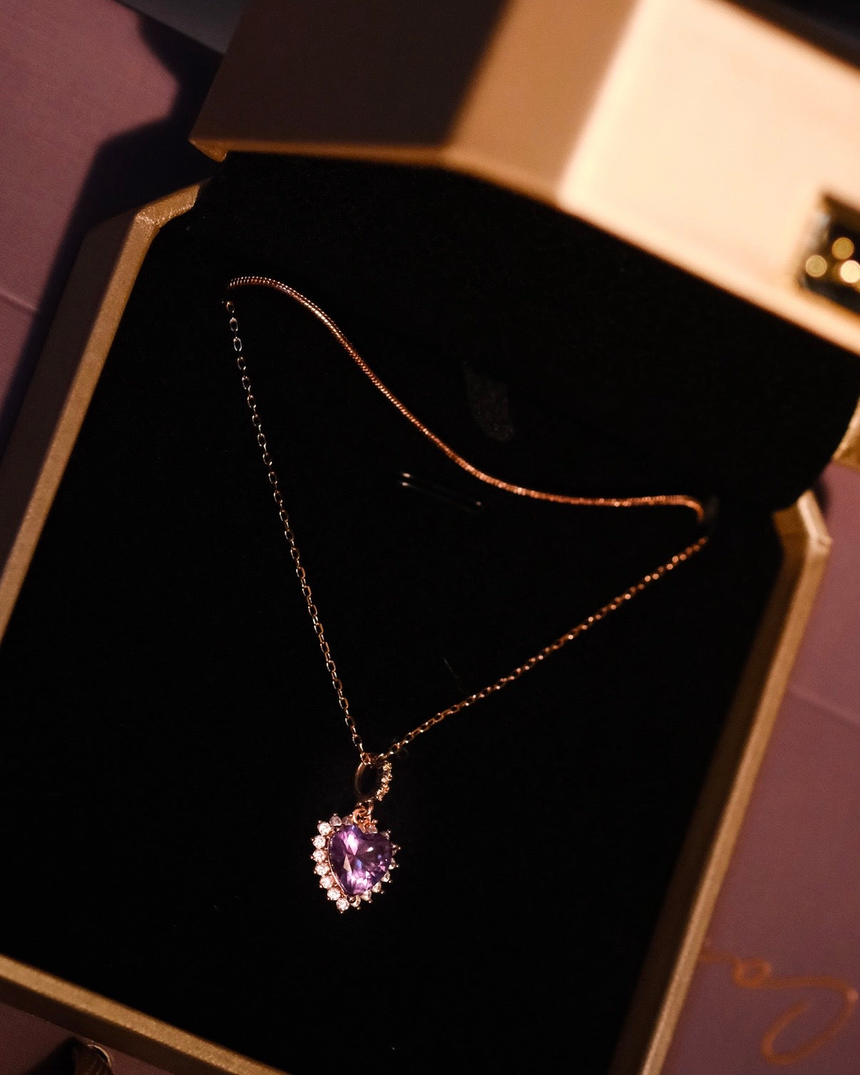 Halo of Love | double-layer Rosegold heart shape necklace