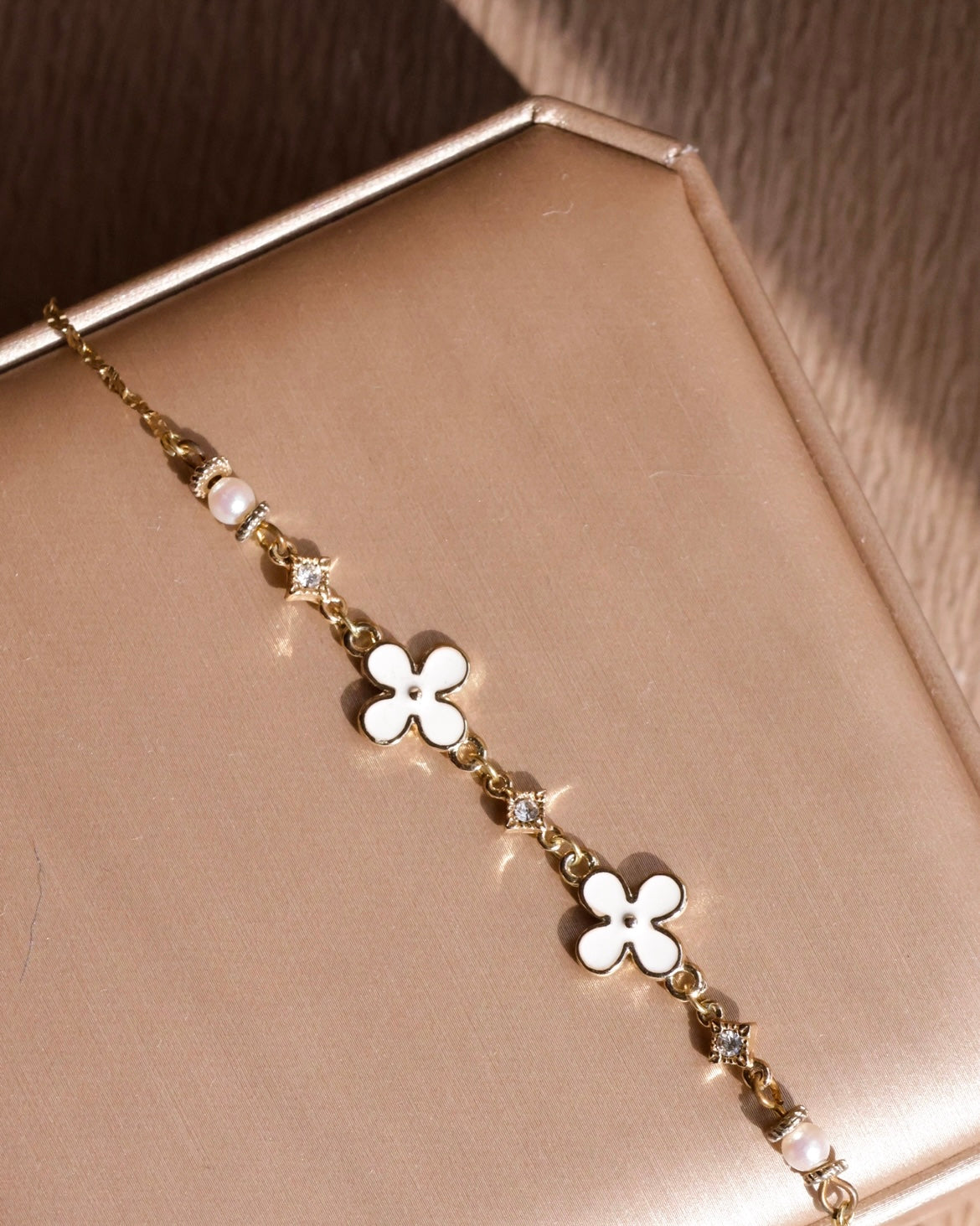 White wood aster | floral white bracelet - elegant pearl minimal premium artist quality