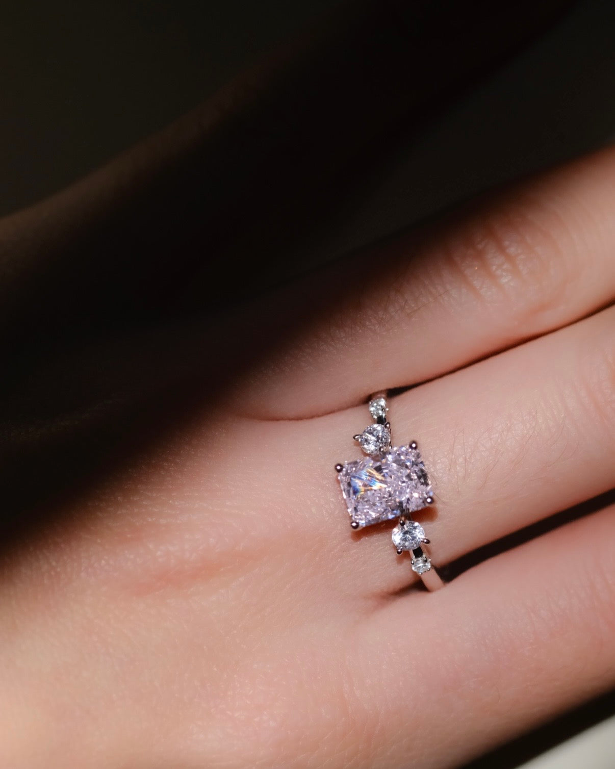 Rośe Vista | pink diamond ice cracking silver ring 18kwhitegold