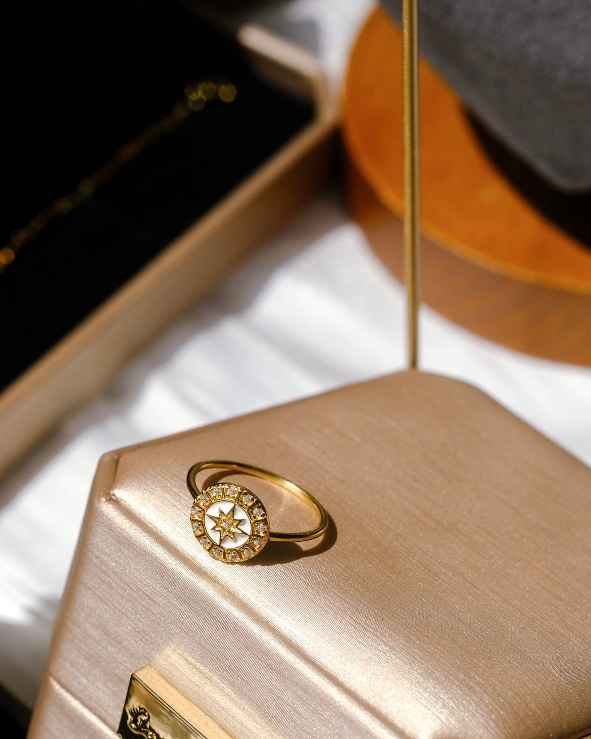 Sky Compass - Collection Peterpan | Friendship ring - silver plated with 18k Gold - chic -  European art