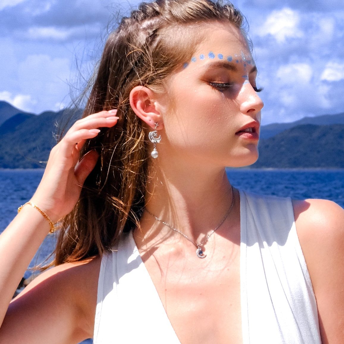 Dream Weaver - Platinum, dreamy, classic, pearl dream catcher earrings