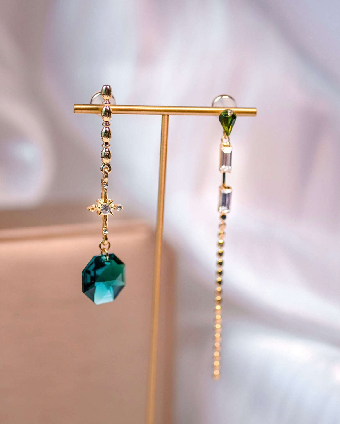 Peterpan - Collection Peterpan in Neverland | Luxurious green Swarovski crystal - elegance and artsy