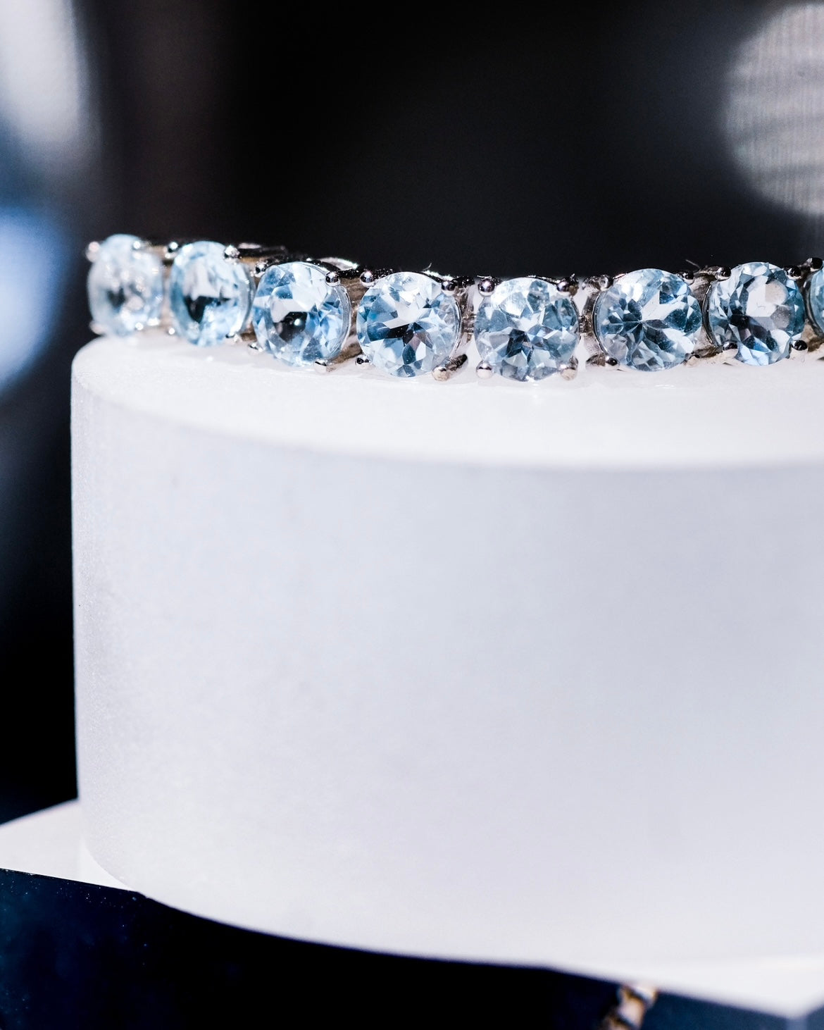 Sky Blue | Natural Blue Topaz - Classic bracelet - Freesize - 10 pc premium blue topaz