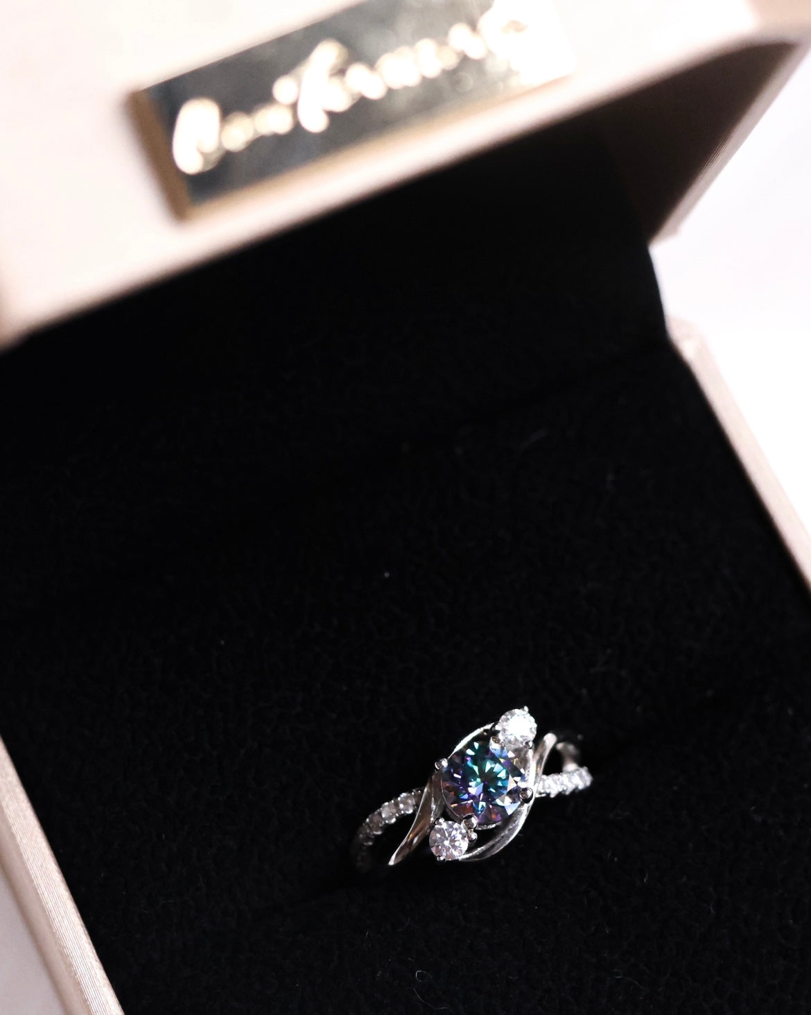 Nebula | Black Dazzling Moissanite Diamond Ring [Freesize|Adjustable]