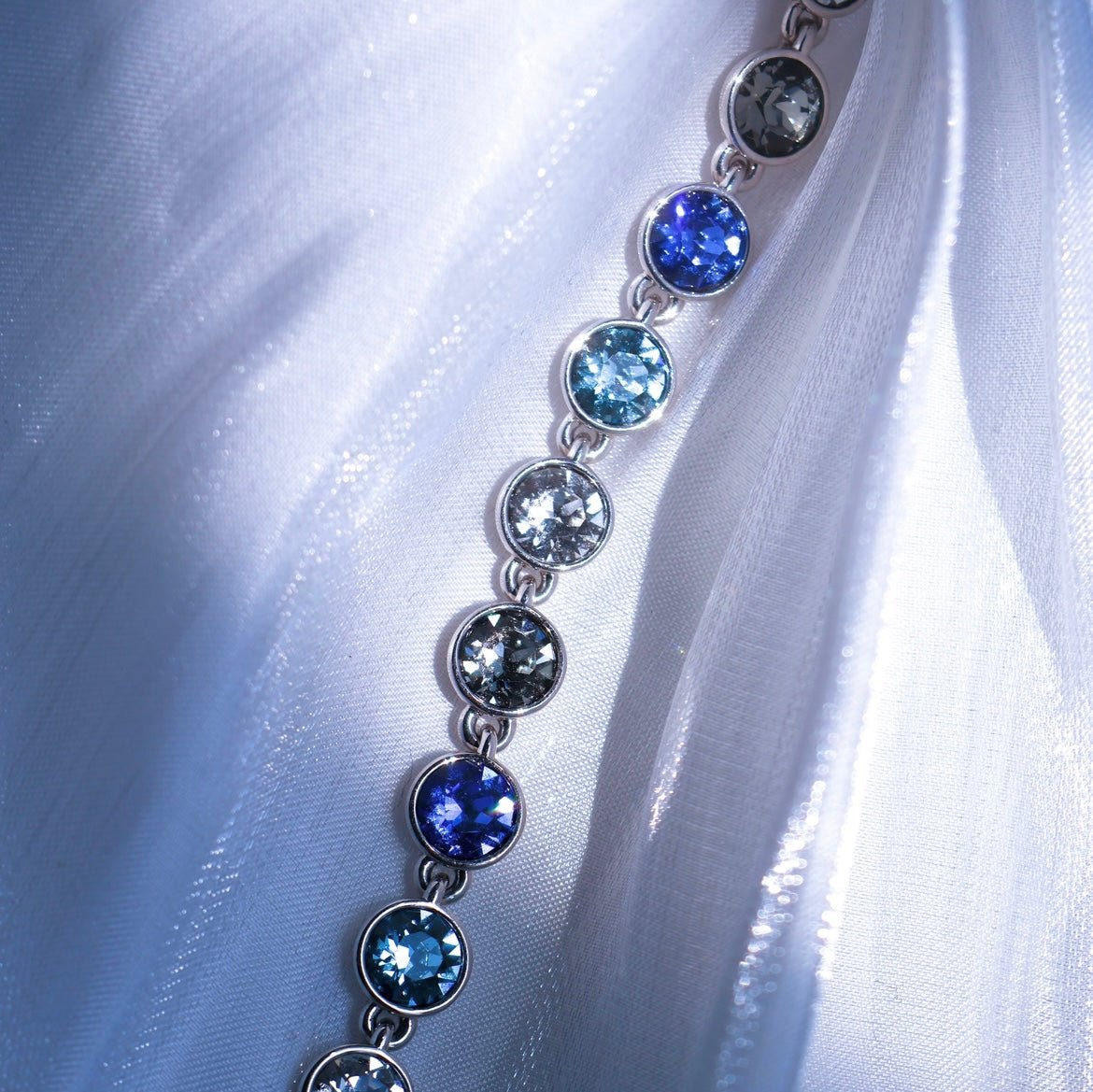 Galactic Dreams | blue tone Aus. Diamonds bracelet (14.3- 17 cm)