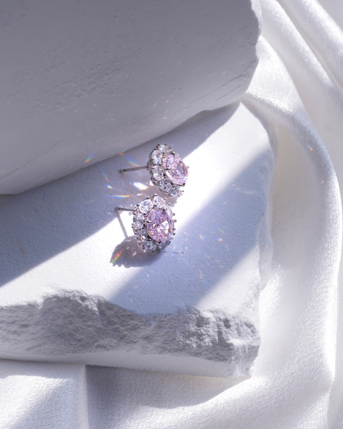 Pinky Cloud| Ice crushed Pink High-Carbon Diamond Vintage design