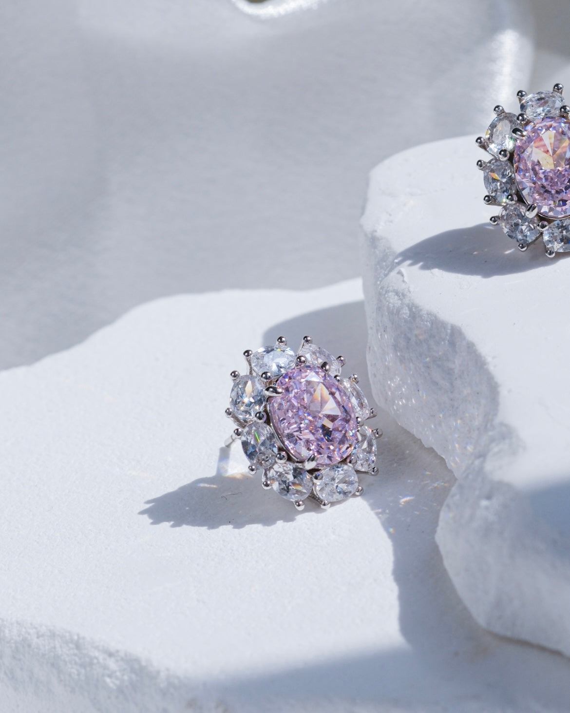 Pinky Cloud| Ice crushed Pink High-Carbon Diamond Vintage design