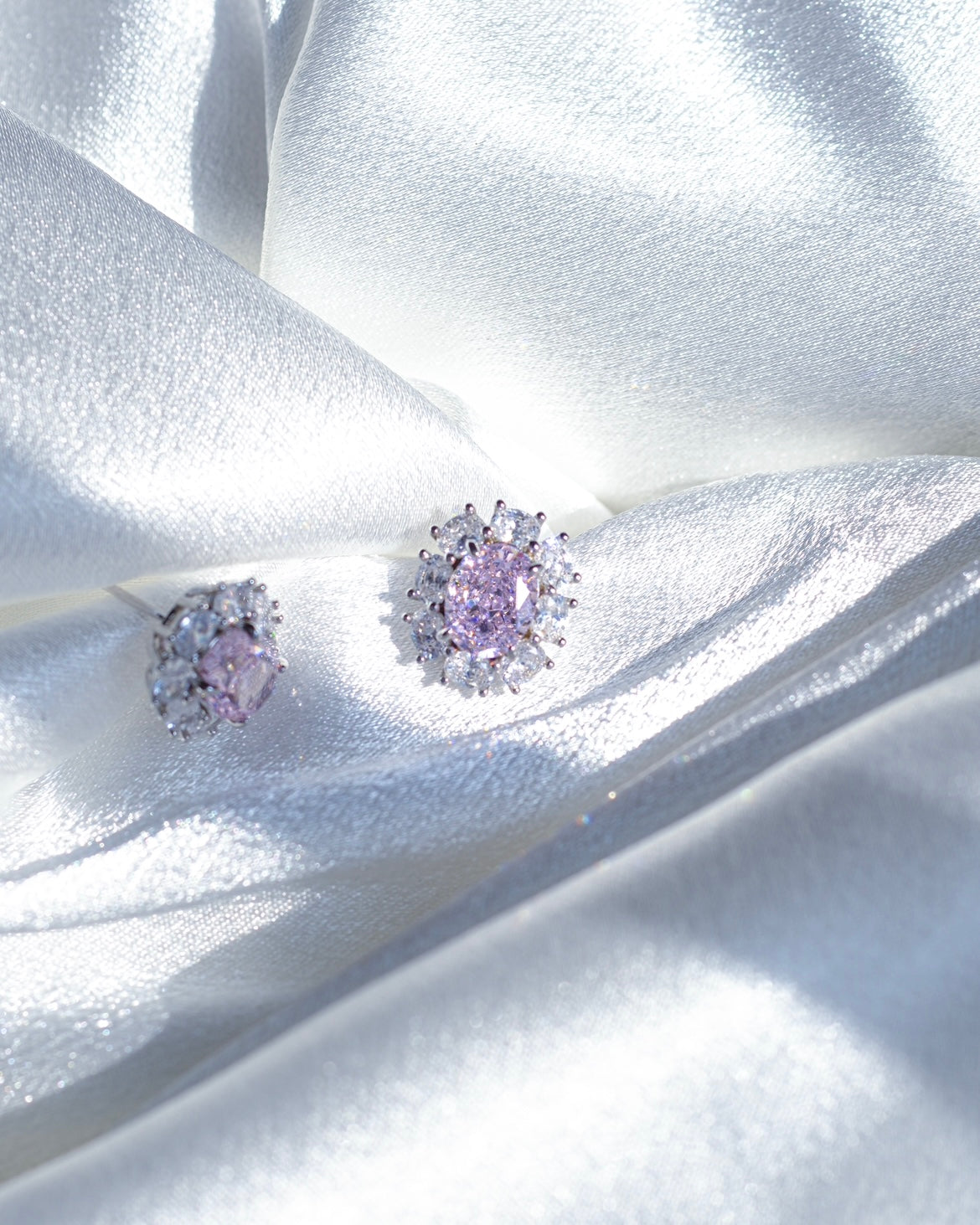 Pinky Cloud| Ice crushed Pink High-Carbon Diamond Vintage design