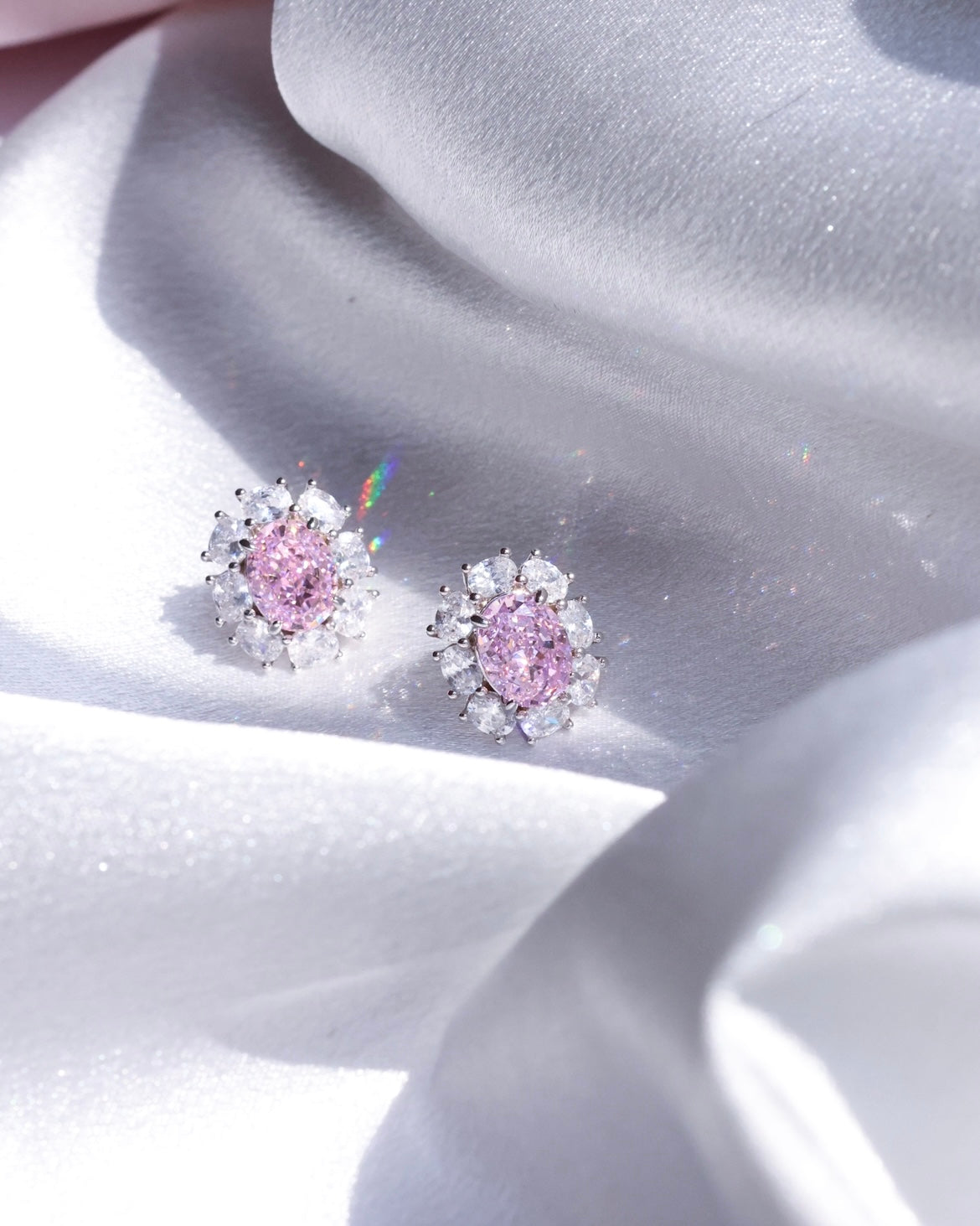 Pinky Cloud| Ice crushed Pink High-Carbon Diamond Vintage design
