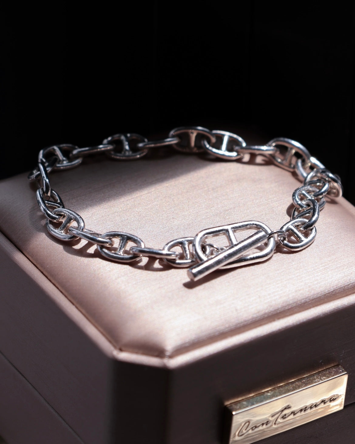 the Parallel Lock | silver classy luxurious bracelet