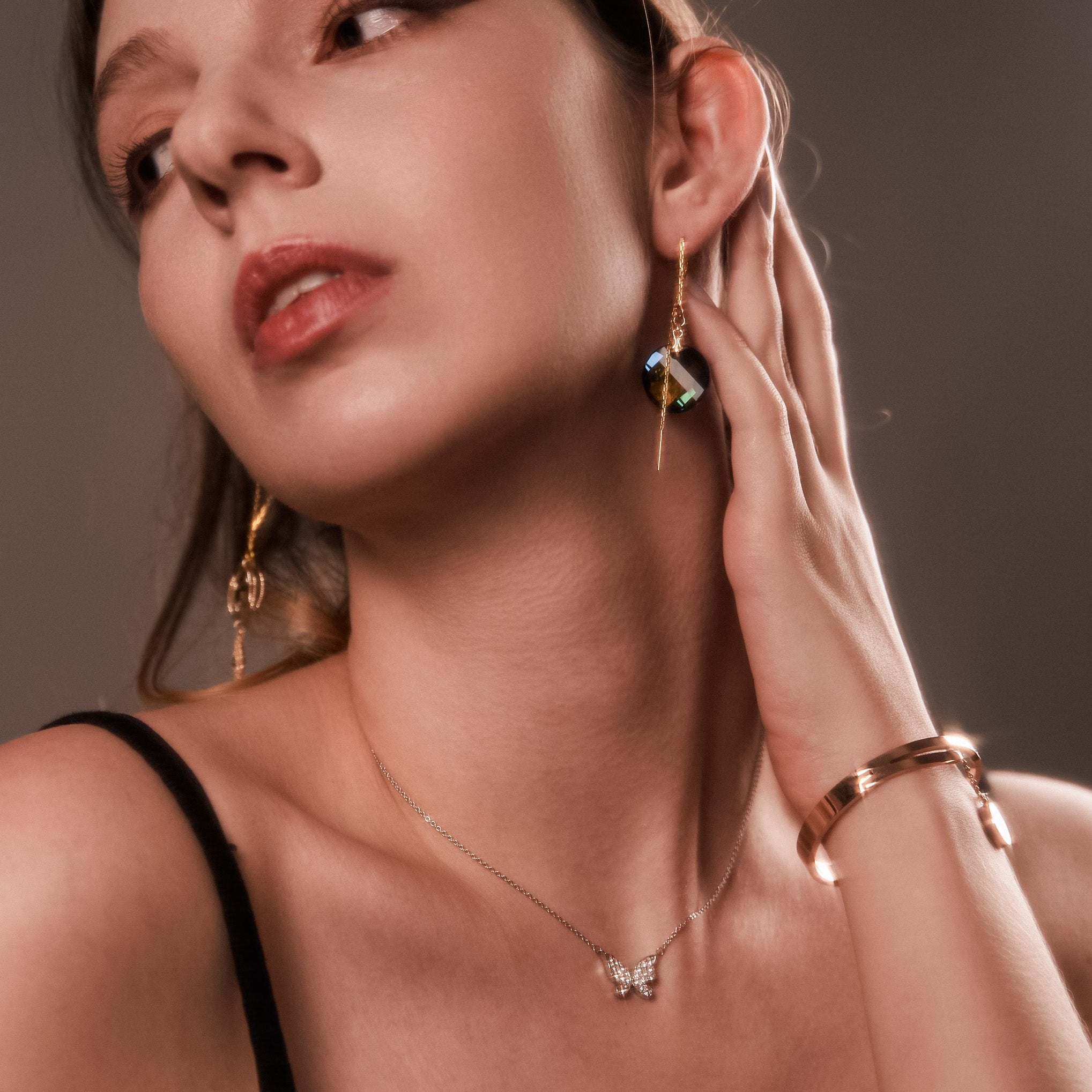 Neverland- Collection Peterpan | One price- 2 necklaces | Pearls Swarovski - Olive green, Mother Nature, sparkling