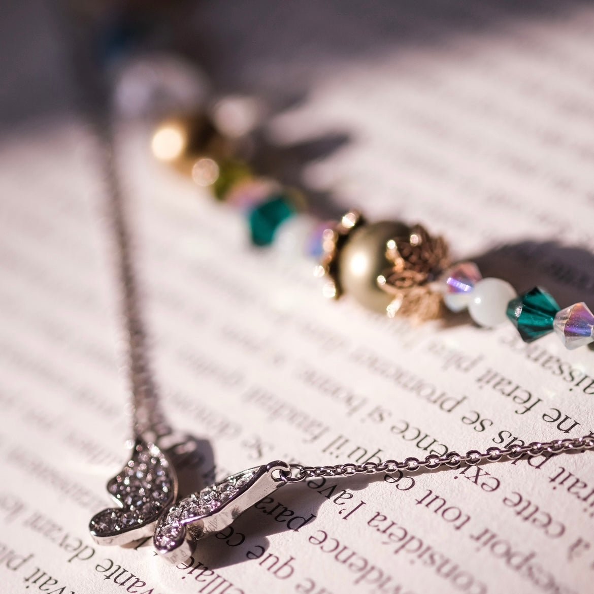 Neverland- Collection Peterpan | One price- 2 necklaces | Pearls Swarovski - Olive green, Mother Nature, sparkling