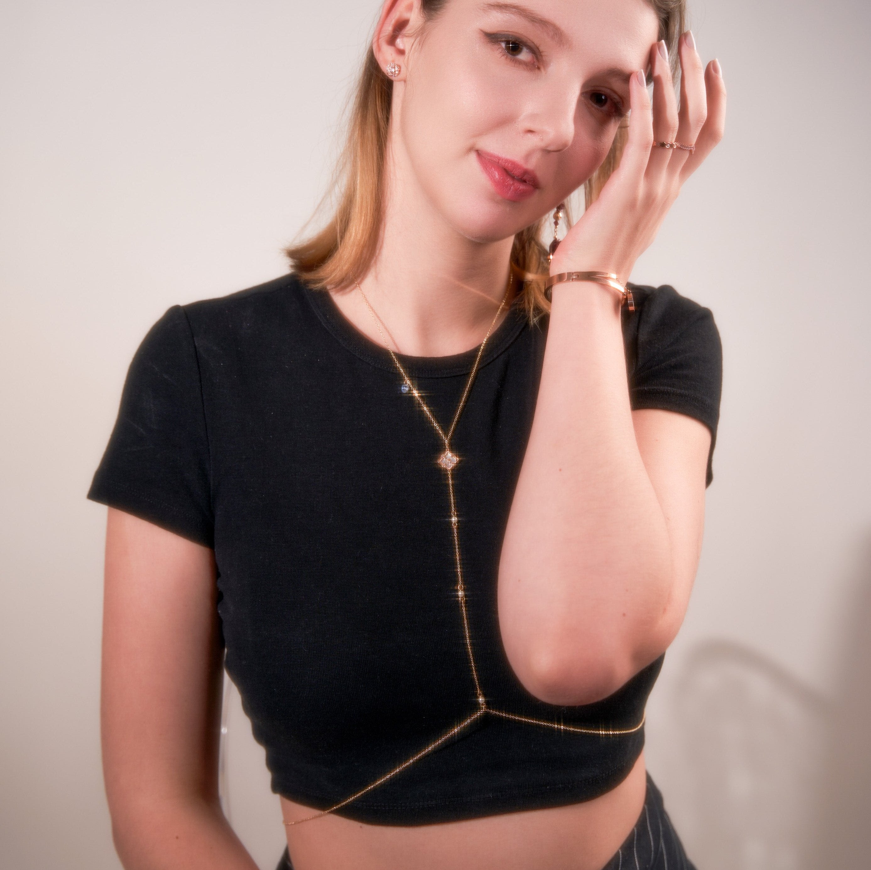 MAGICIAN - Unique in Hong Kong, Body Necklace, chestlace, elegant golden chain, Pearl, Swarovski crystal, two buckles