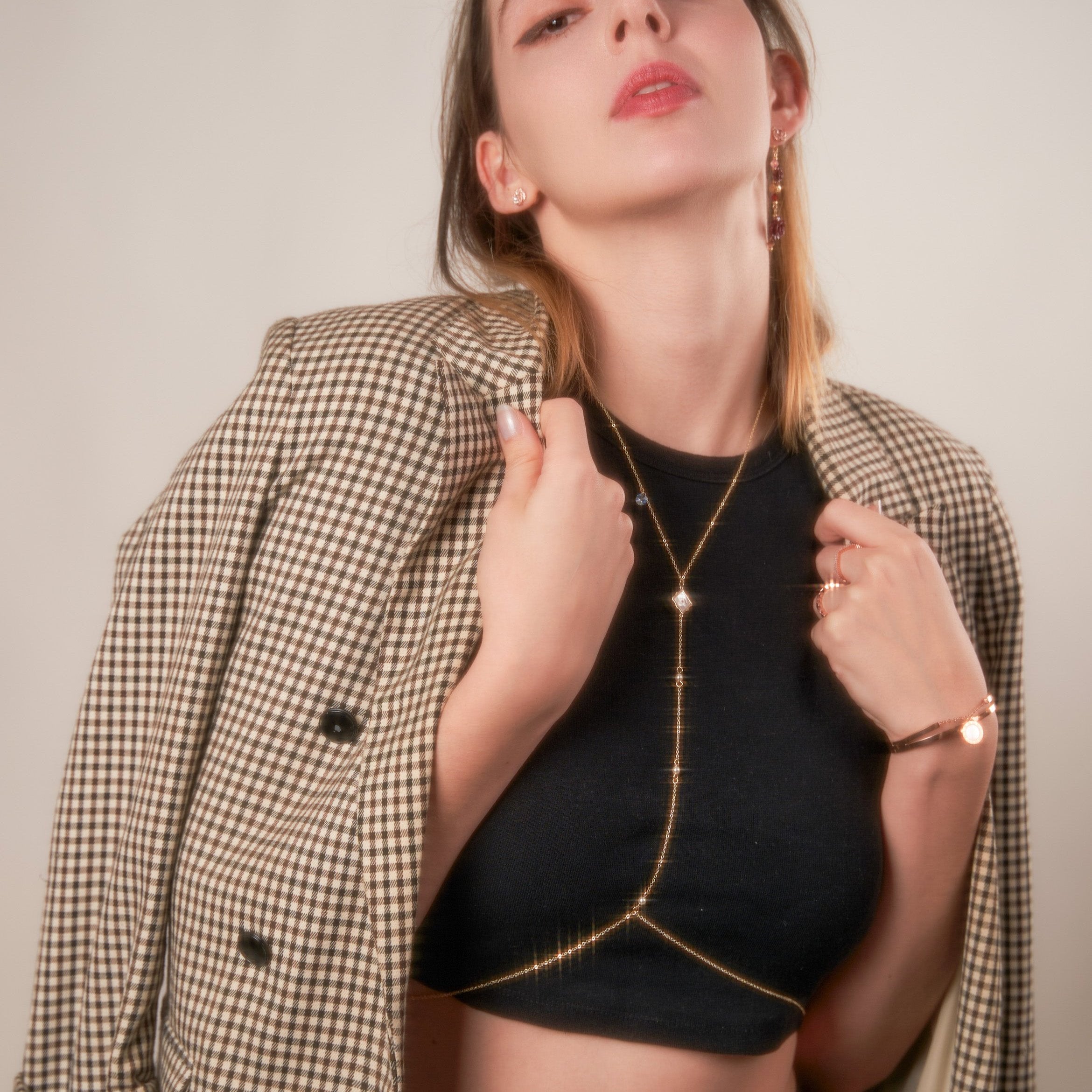 MAGICIAN - Unique in Hong Kong, Body Necklace, chestlace, elegant golden chain, Pearl, Swarovski crystal, two buckles