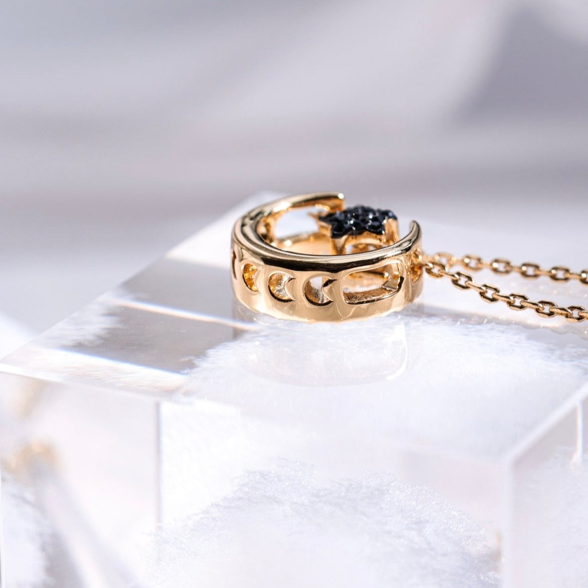 Moon Goddess| 6 ways to wear| both sides