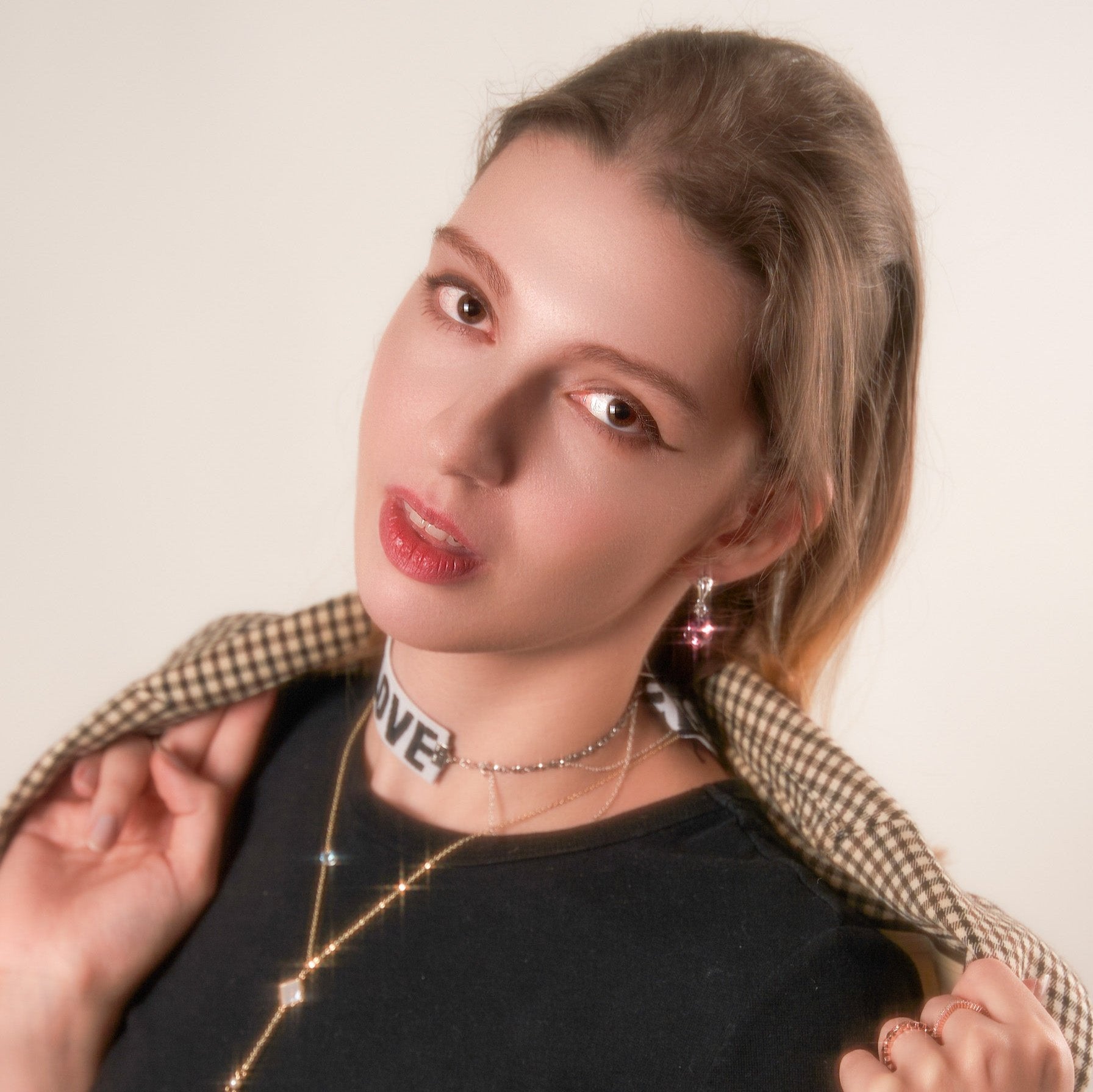 Illusionist | Cube pink crystal, Swarovski crystal, short magical earrings 3d