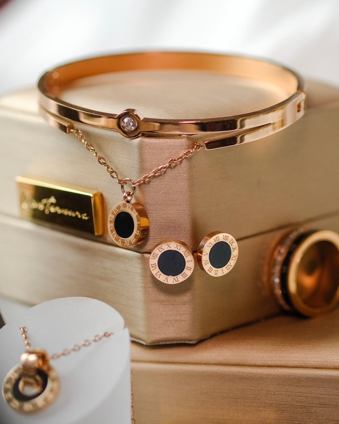 Trust - Collection Peterpan - Necklace - if the clock won't tik - Titanium - 100% anti rust