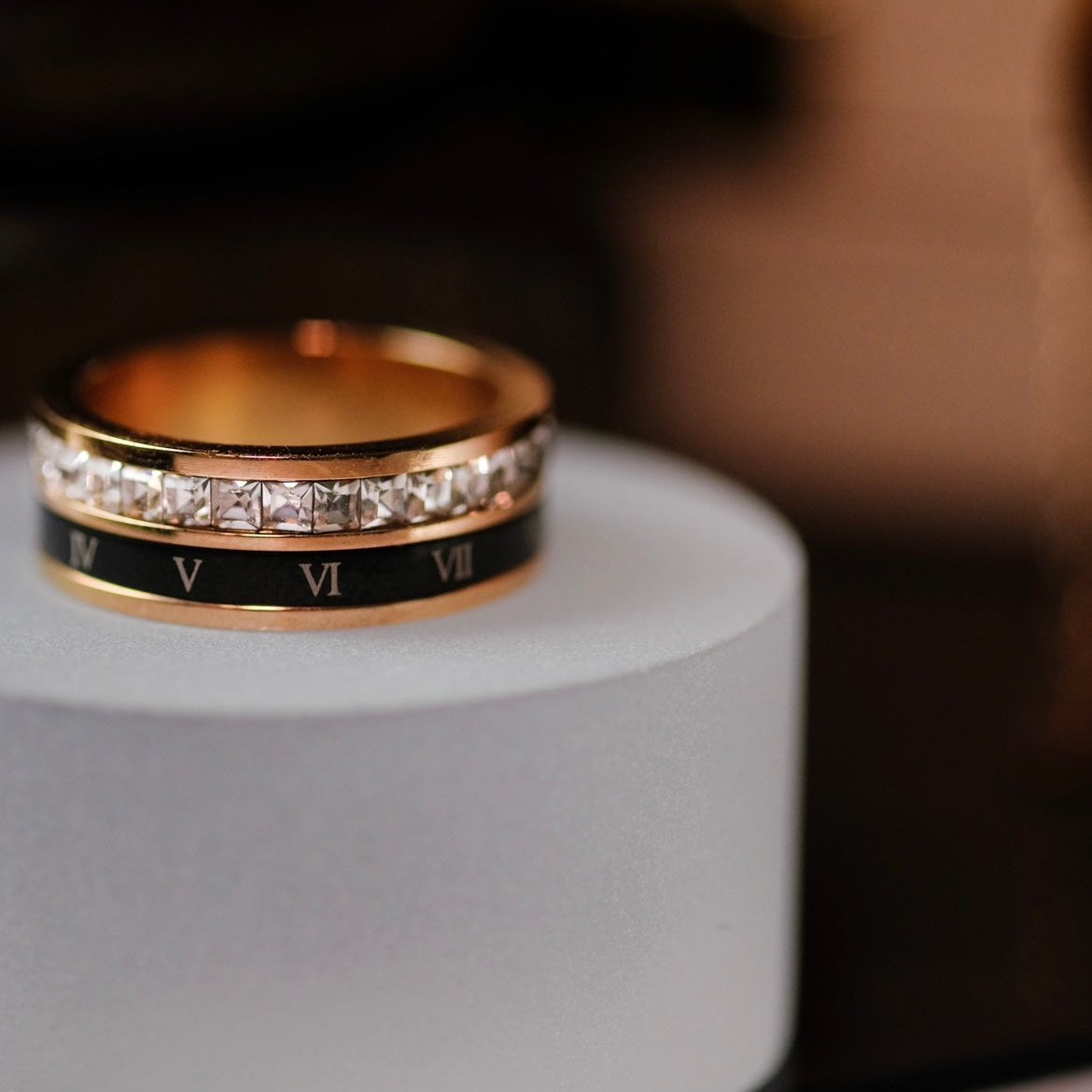 Pixie Dust - Collection Peterpan | US Size4-10 Square crystal ring - Timeless - Titanium