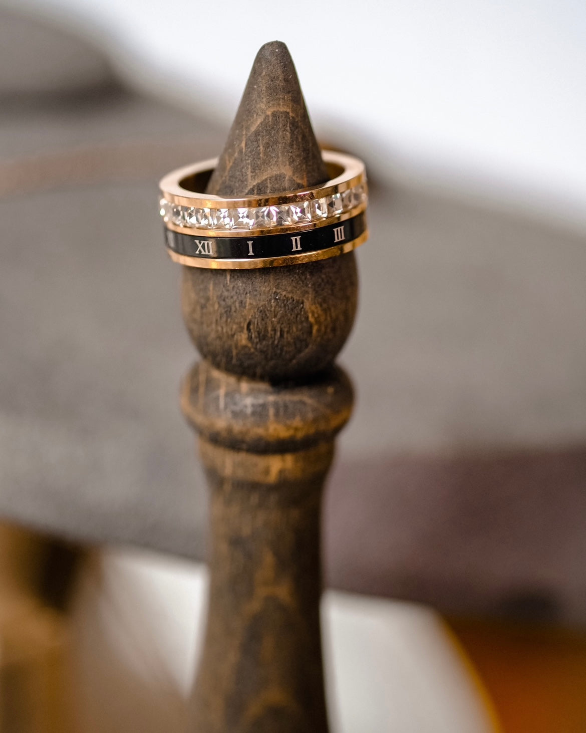 Pixie Dust - Collection Peterpan | US Size4-10 Square crystal ring - Timeless - Titanium