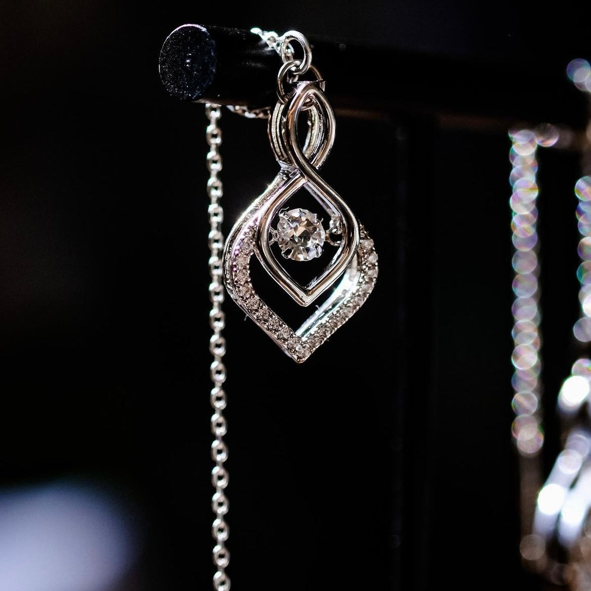 Remember my name | Collection Spirited Away - Adjustable 925Silver earrings with dancing stone plated with 18k whitegold (Swarovski crystals)