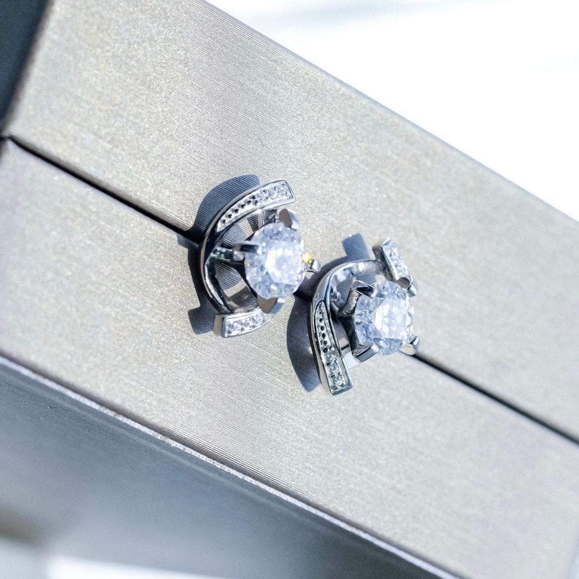 No Matter | Collection to every girl- Aesthetic, classic & modern Diamond earrings