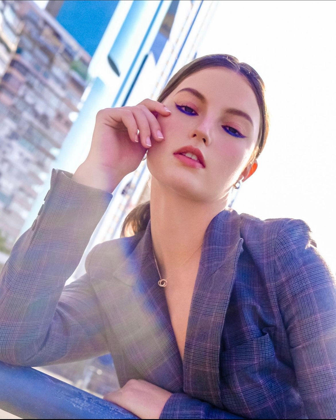 United | Collection Me - Classic simple but elegant tied circle necklace