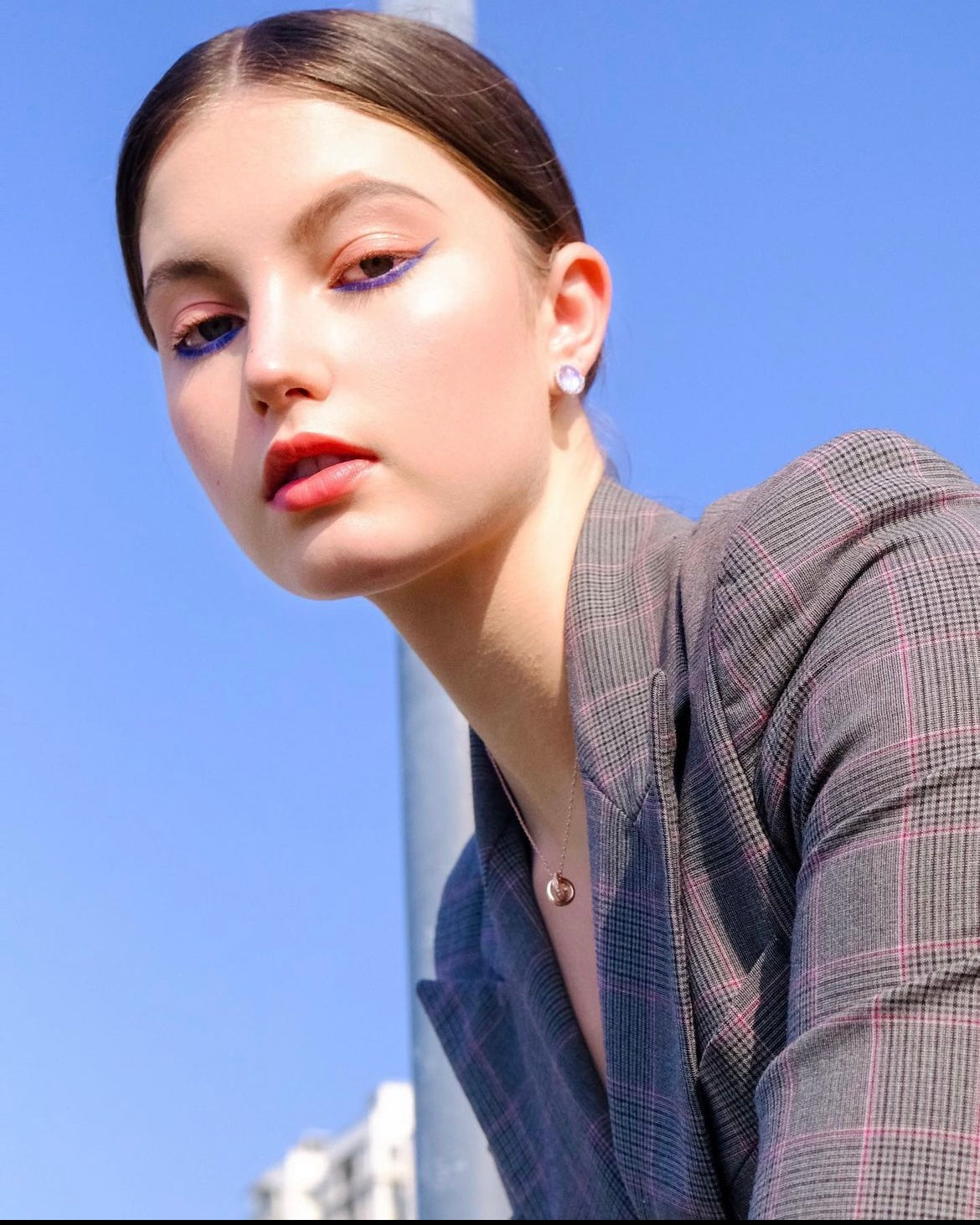 United | Collection Me - Classic simple but elegant tied circle necklace