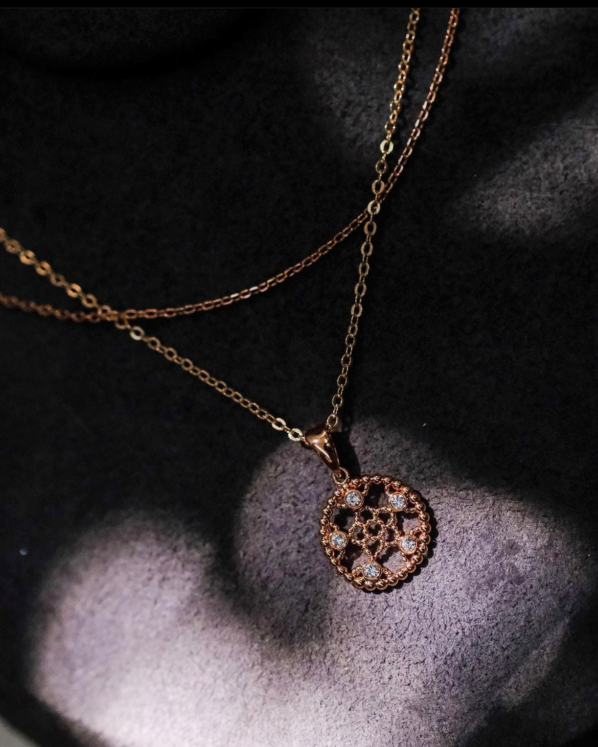 Stained Glass | Collection cathedral - Desginer multi-way necklace: Double chain plated with 18k Gold and Swa crystals