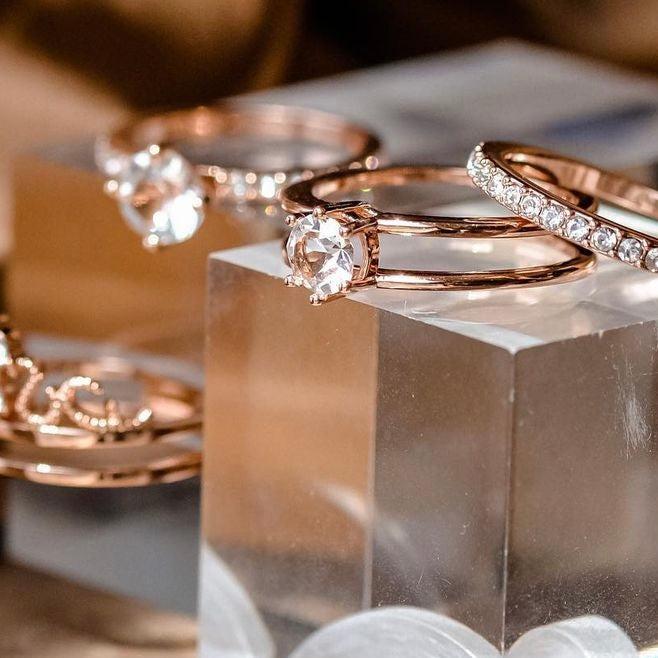 Castle Biscuit | Collection Growth - 3- way rings - Creative and modern design with Swarovski crystals