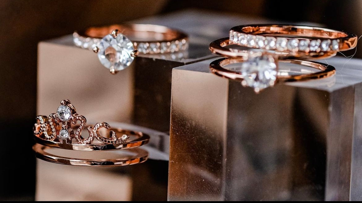 Sandwich Biscuit | Collection Growth - 3- way rings - Creative and modern design with Swarovski crystals