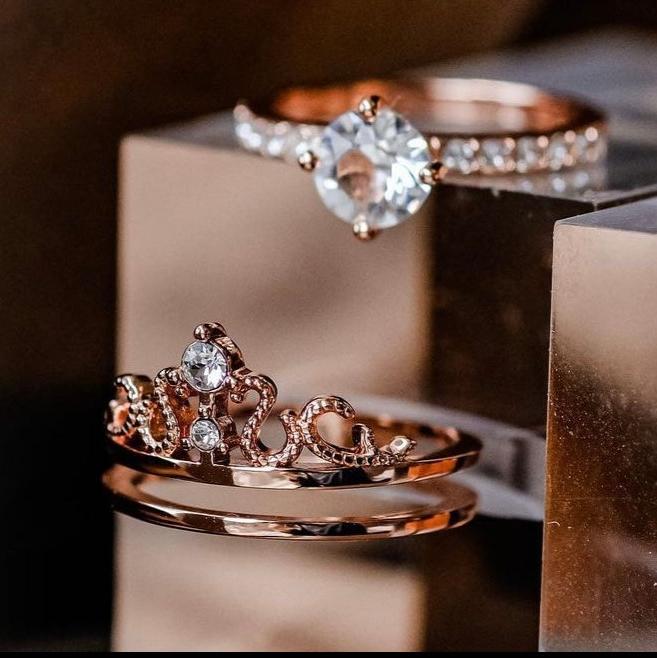 Castle Biscuit | Collection Growth - 3- way rings - Creative and modern design with Swarovski crystals