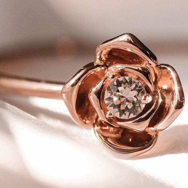Love, Rosie | Romantic adjustable rose bangle - Best gift for yourself or your love (18k Rose gold)
