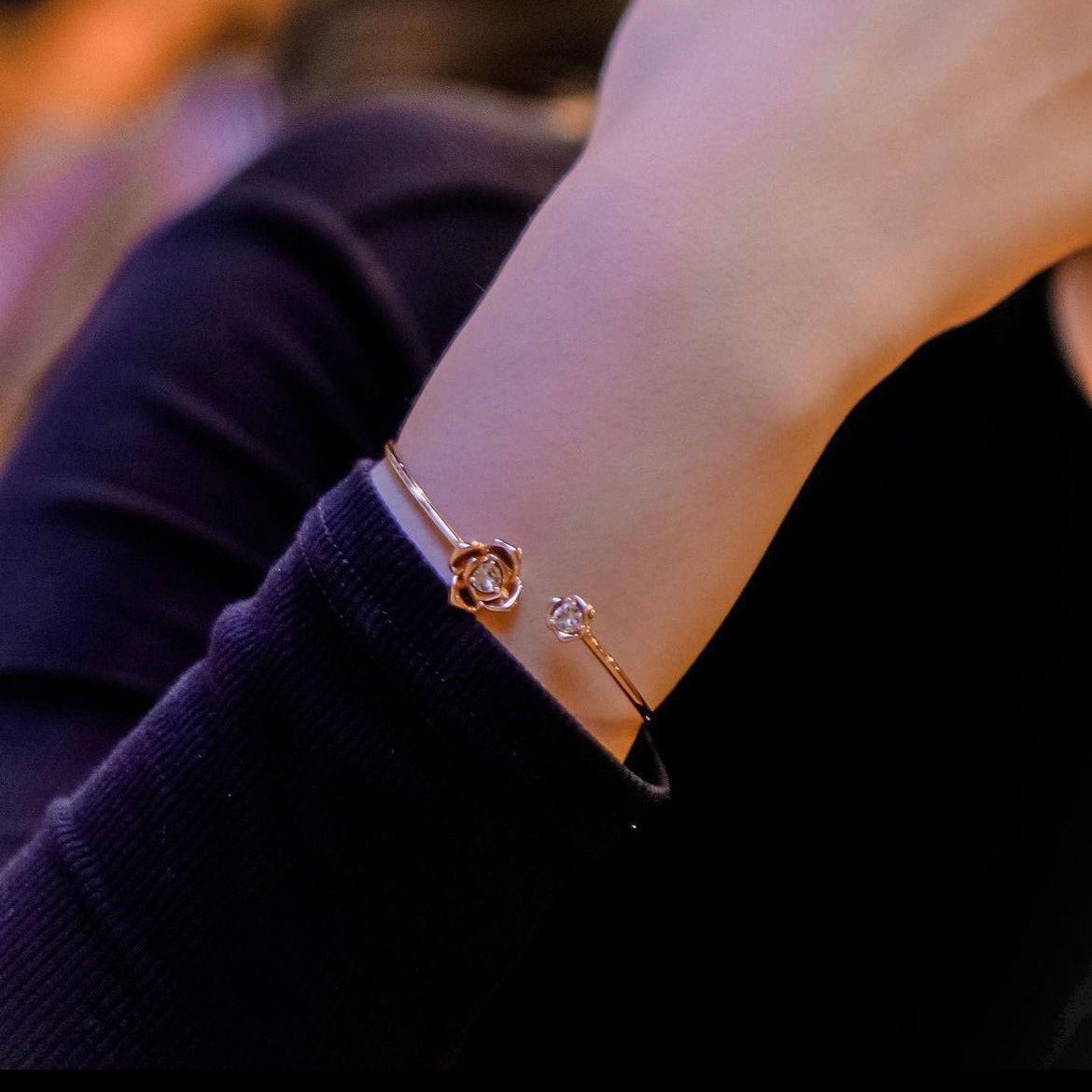 Love, Rosie | Romantic adjustable rose bangle - Best gift for yourself or your love (18k Rose gold)