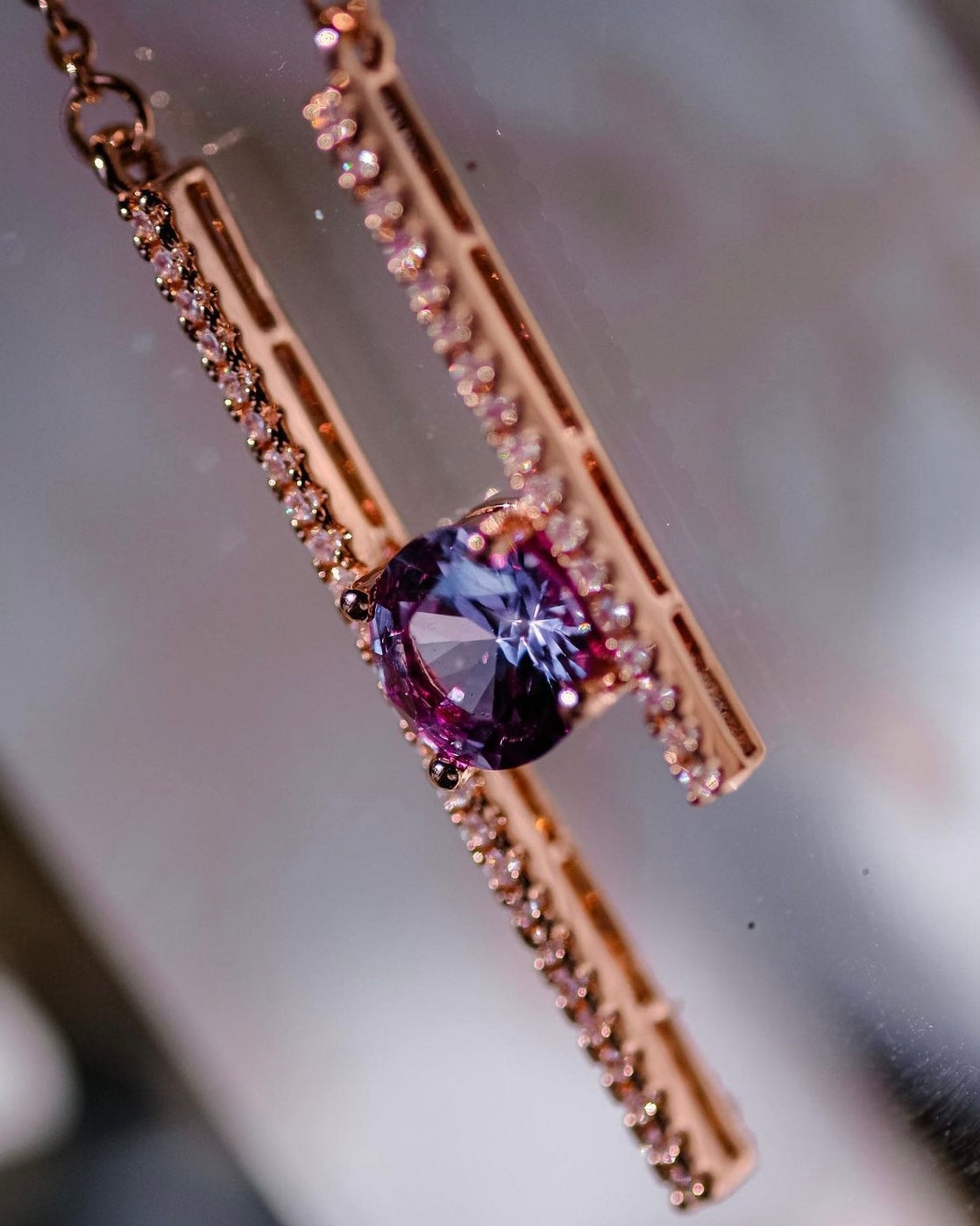 Stimulant | Experience the Beauty of Alexandrite with Our Unique Stone Change Jewelry