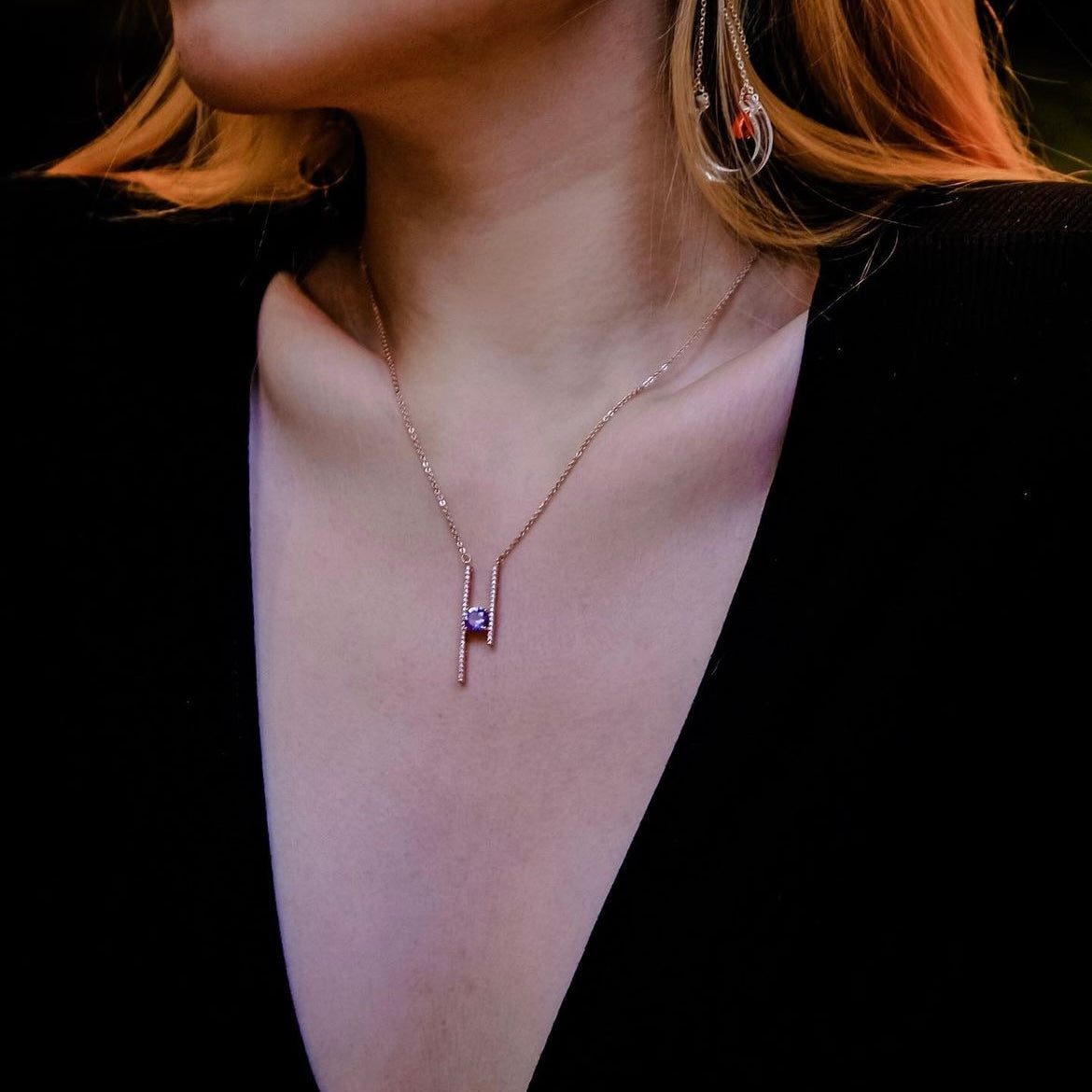 Stimulant | Experience the Beauty of Alexandrite with Our Unique Stone Change Jewelry