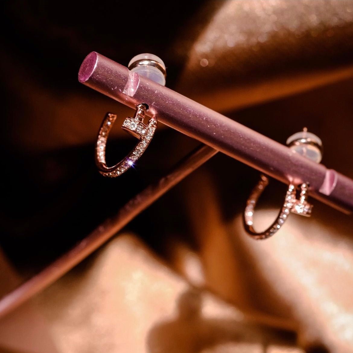 Circle - Artistic and stylish earrings | detail speaks