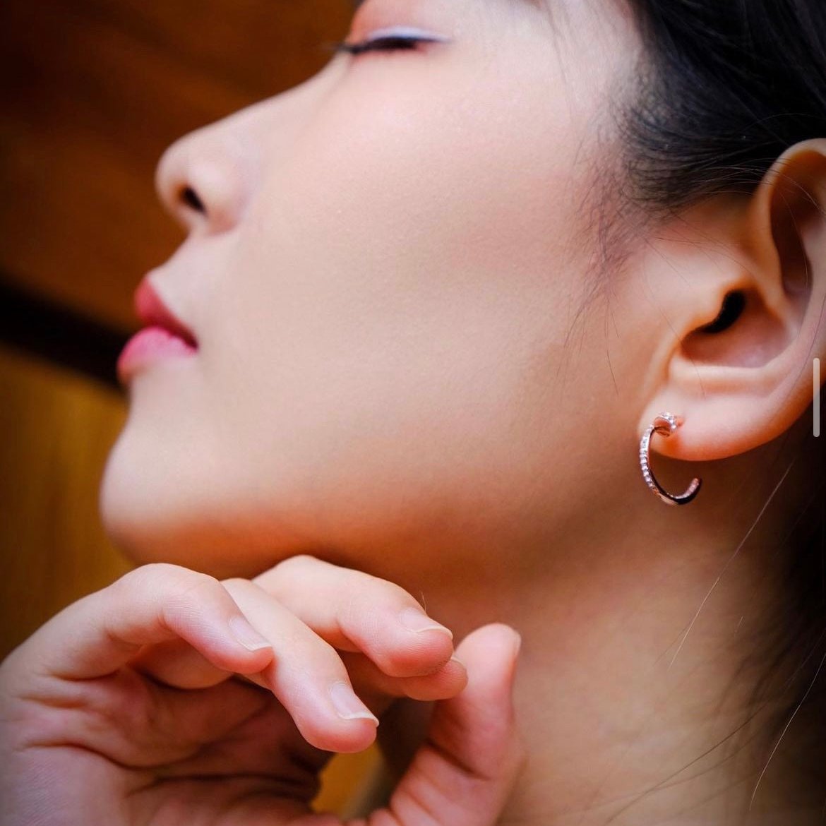 Circle - Artistic and stylish earrings | detail speaks