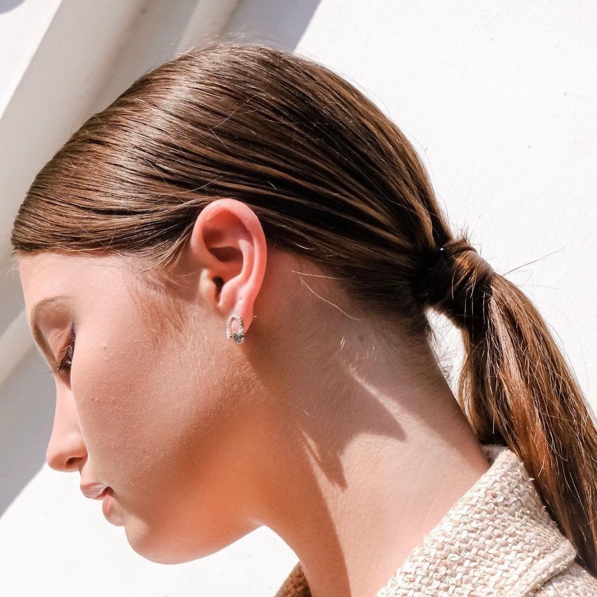 Lunar Eclipse | Tiffany blue diamond earrings 1 cart in total