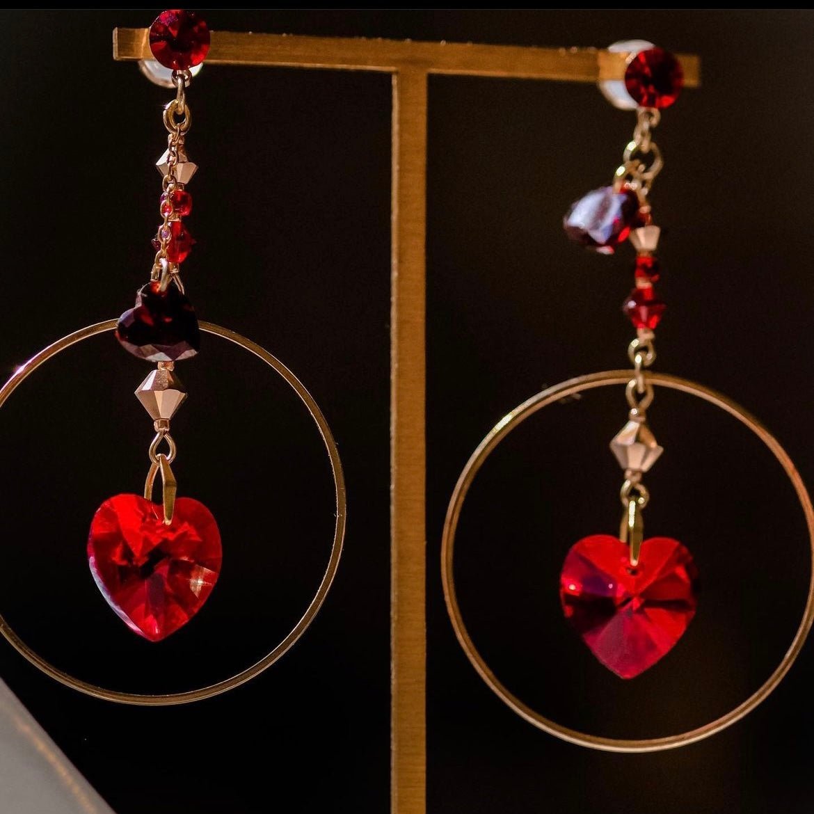 Cinnabar 2.0 | Heart shape RED OOTD | Earrings